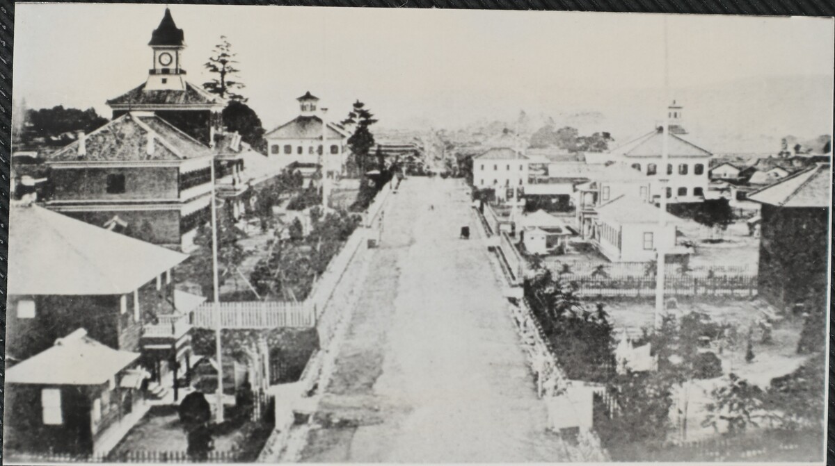 〔写真〕昔の街並み 旅篭町旧県庁付近－1